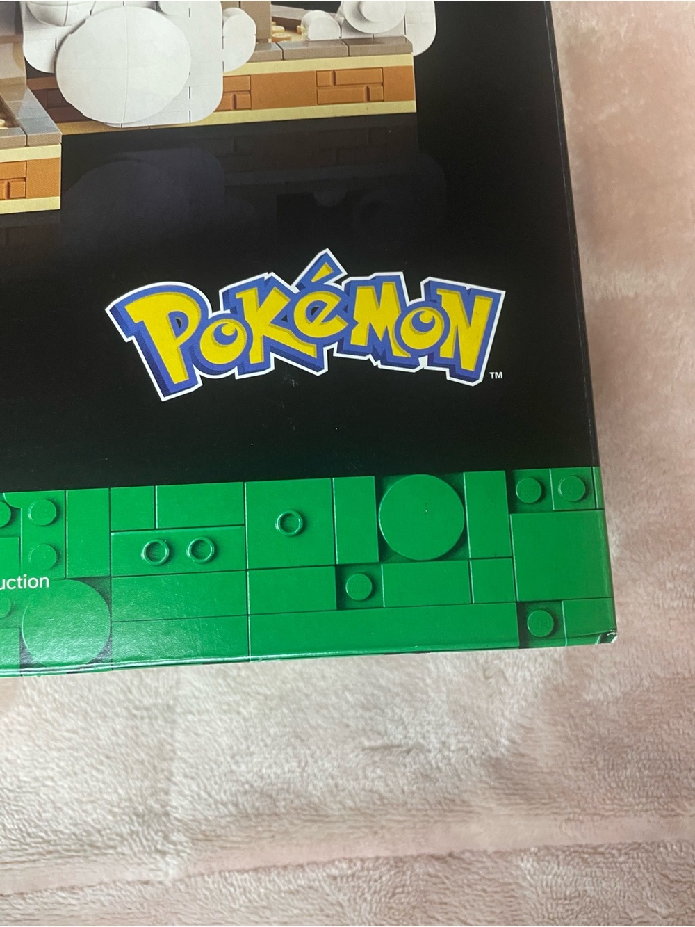 LEGO Green and Red Rayquaza Display Set - Picture 4 of 4